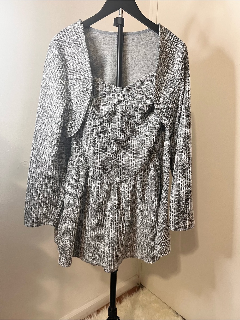 Chic Gray Textured Peplum Dress w/ Cardigan Overlay Shrug | Feminine & Flowy Set - Picture 2 of 4